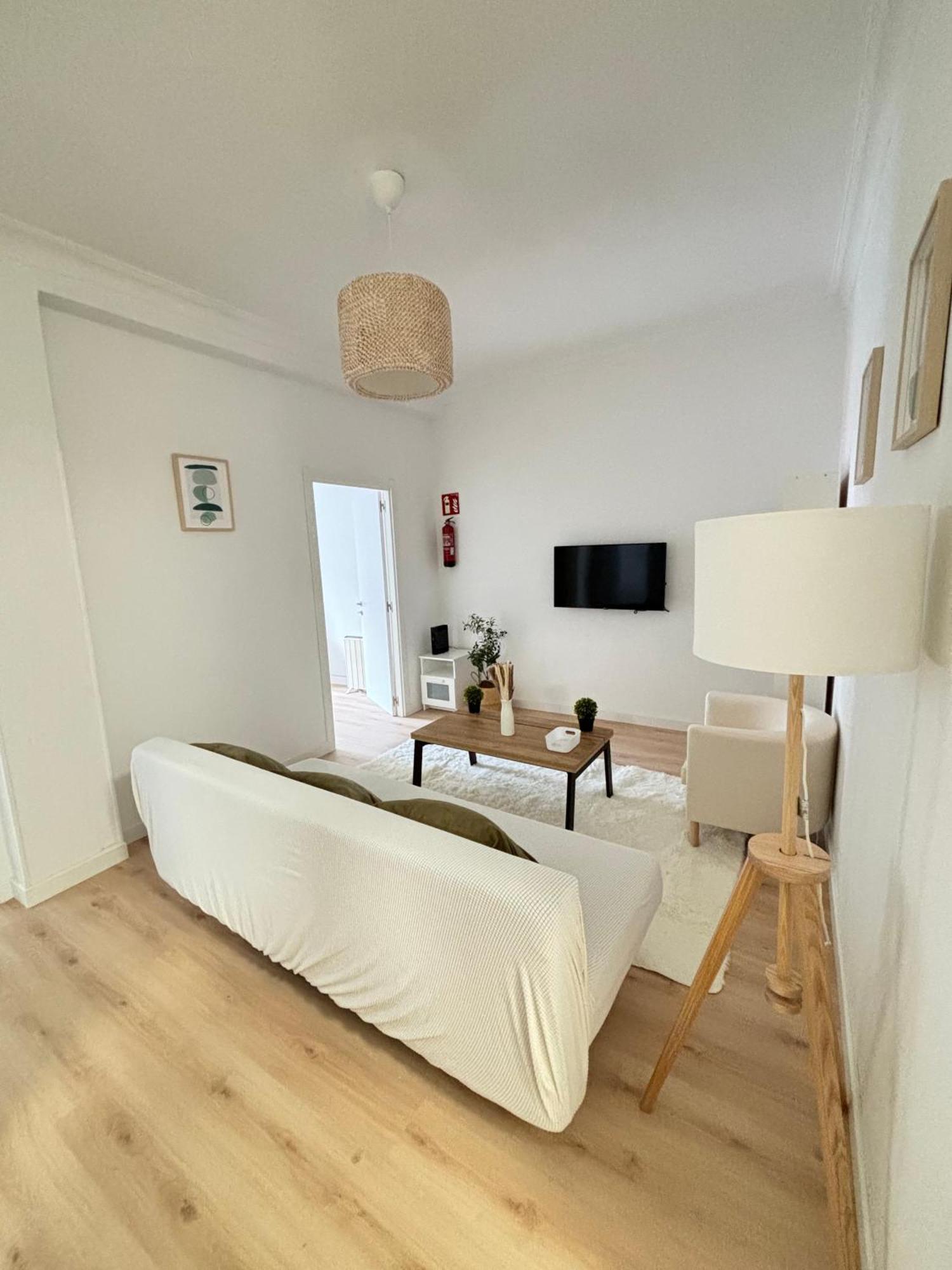 Apartamento Familiar Reformado En El Centro, Donostia-ซานเซบาสเตียน ภายนอก รูปภาพ