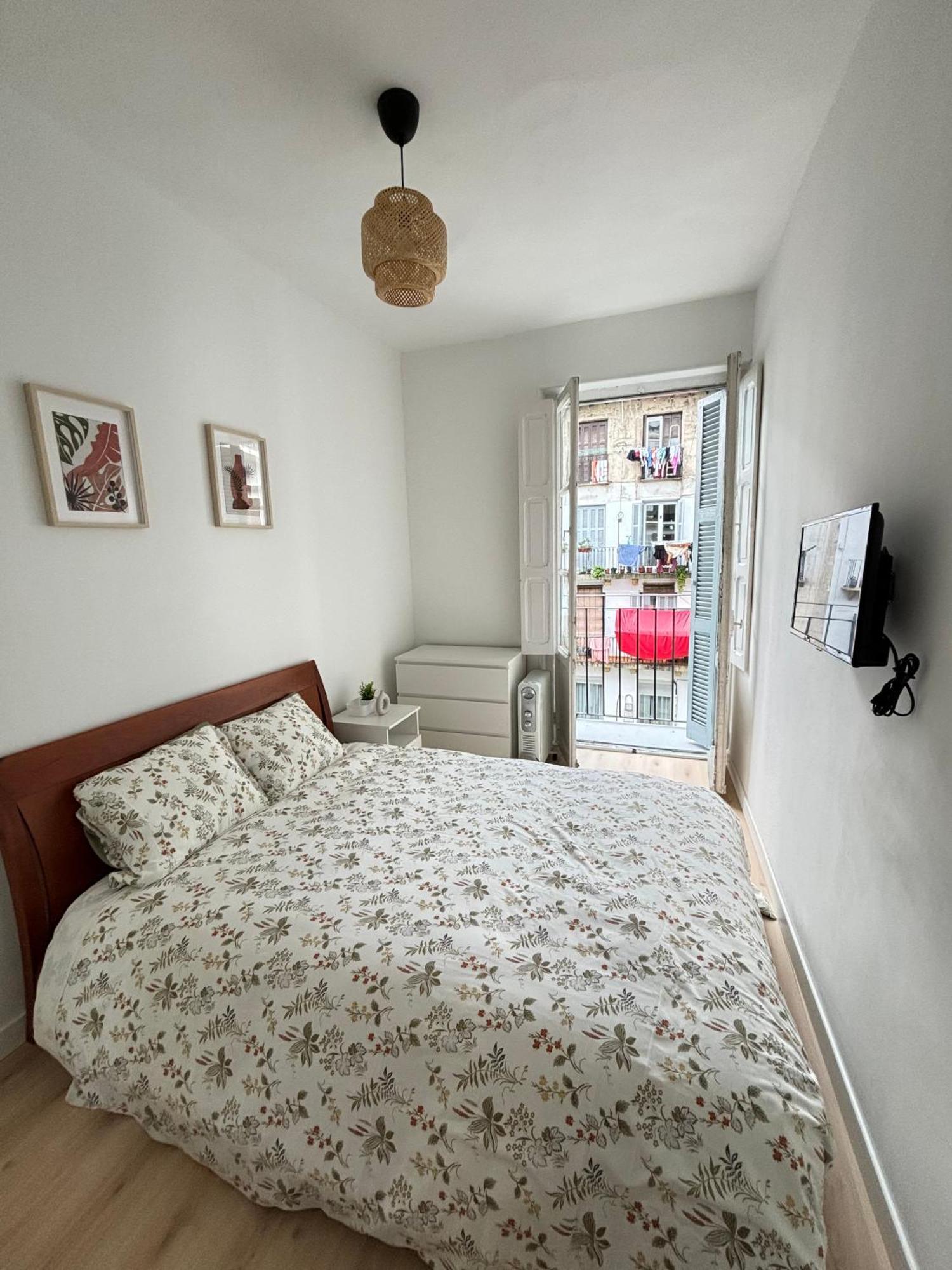 Apartamento Familiar Reformado En El Centro, Donostia-ซานเซบาสเตียน ภายนอก รูปภาพ